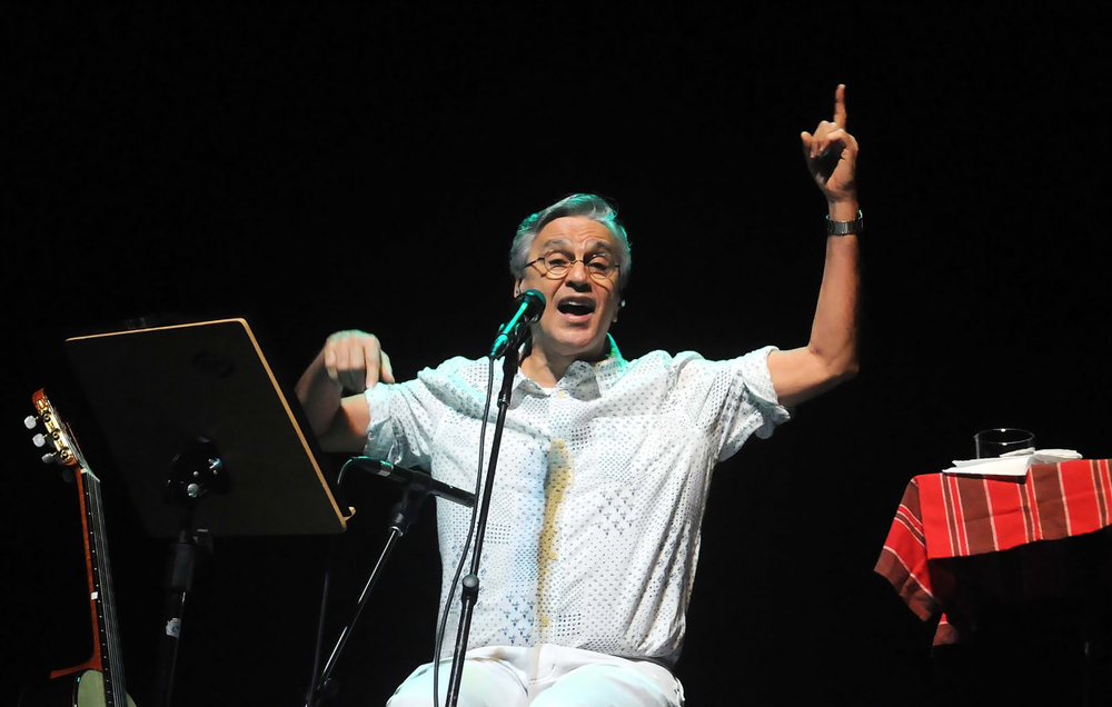 Caetano Veloso: 80 anos com Gal Costa, Maria Bethânia e Gilberto Gil como intérpretes que mais gravaram suas músicas  